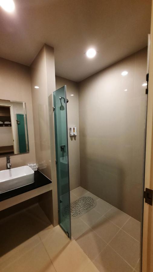 Leosor Hotel Nakhonratchasima Eksteriør billede