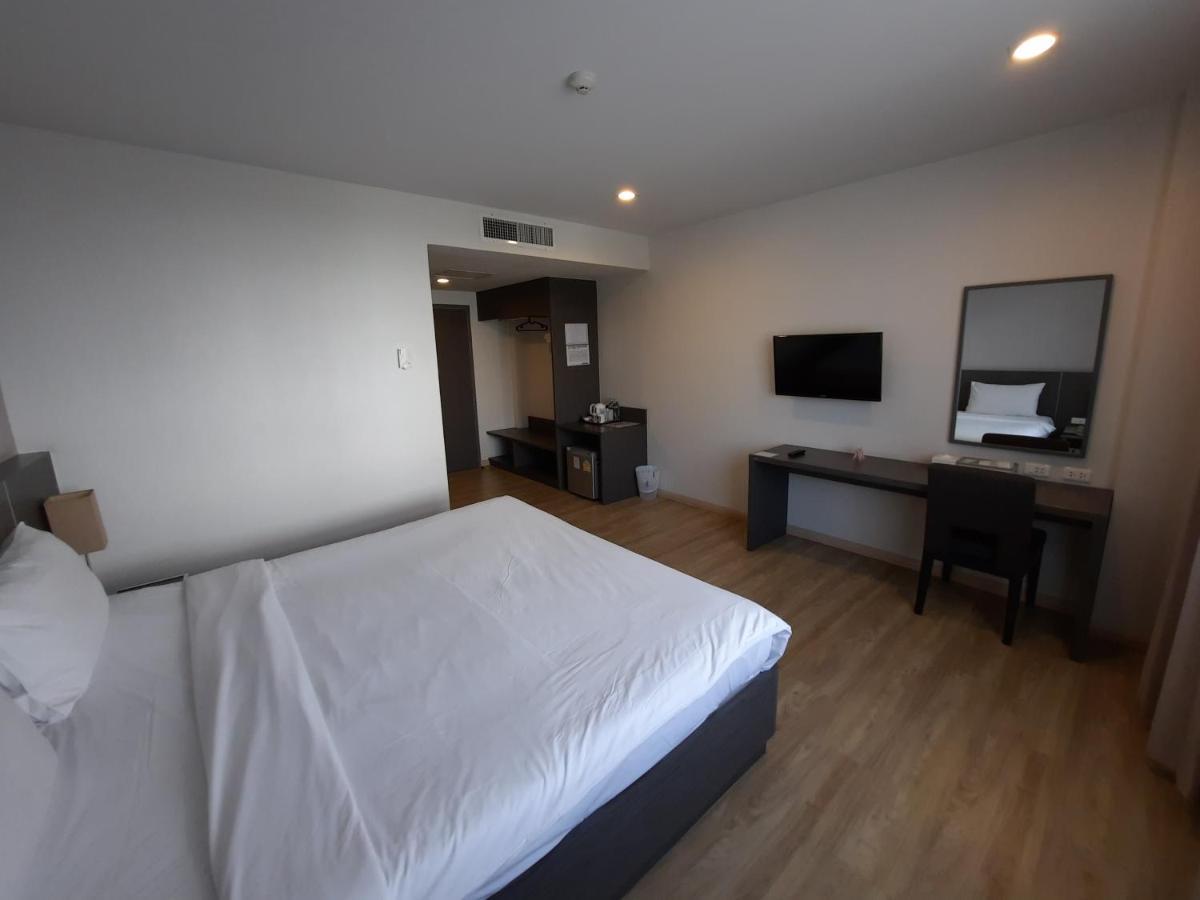 Leosor Hotel Nakhonratchasima Eksteriør billede