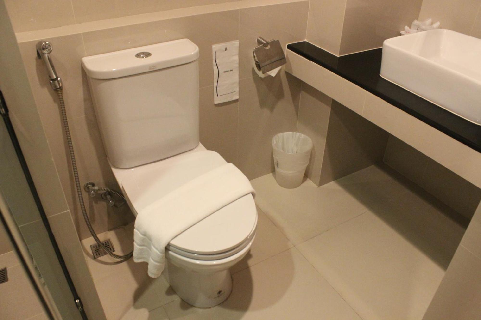 Leosor Hotel Nakhonratchasima Eksteriør billede