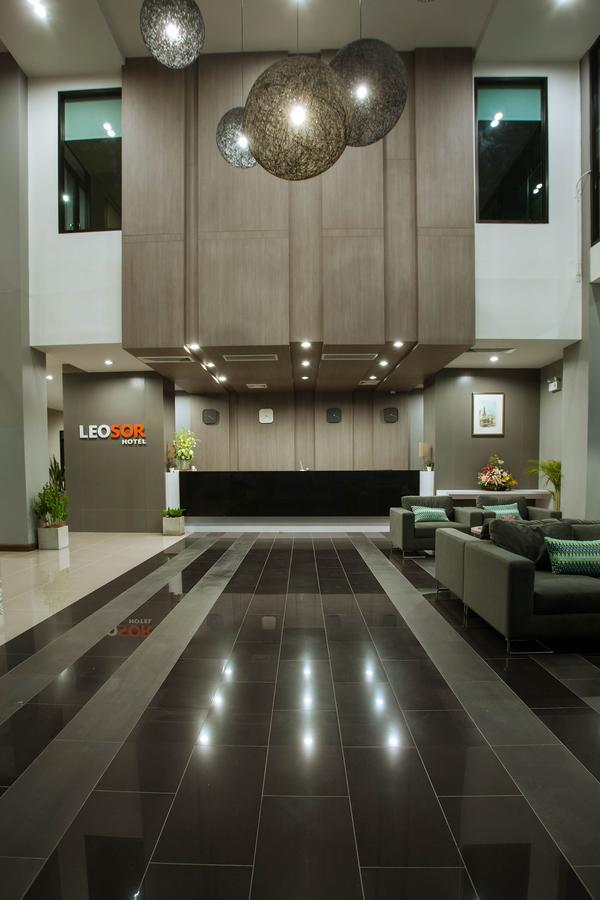 Leosor Hotel Nakhonratchasima Eksteriør billede