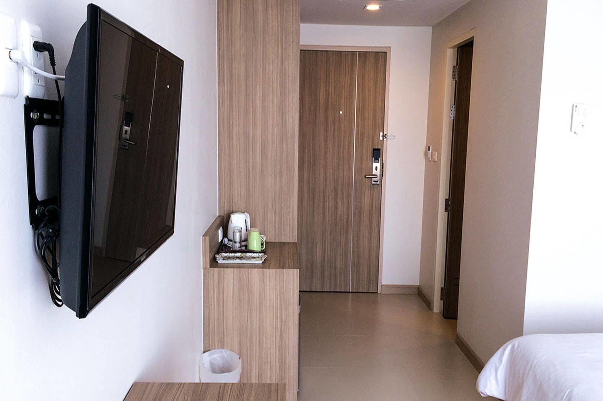 Leosor Hotel Nakhonratchasima Eksteriør billede